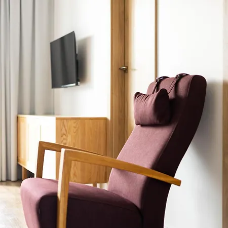 2bd Apt/w Terrace@takas I Jura, By Cohost Apartment *