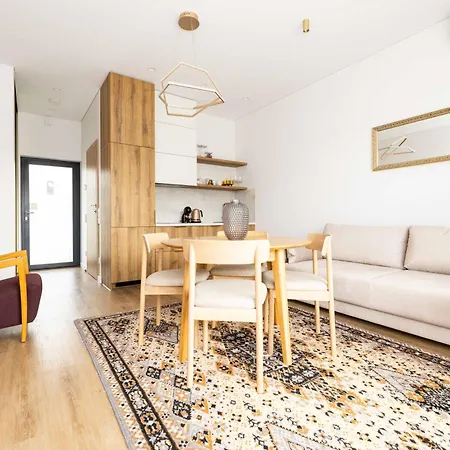 Apartment 2bd Apt/w Terrace@takas I Jura, By Cohost *