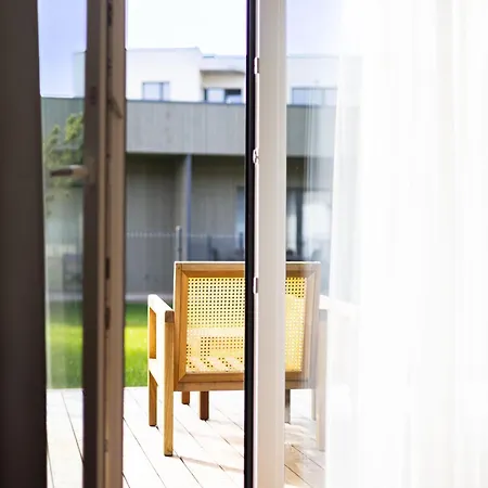 2bd Apt/w Terrace@takas I Jura, By Cohost